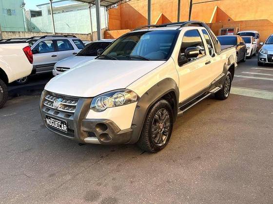 FIAT STRADA 1.8 MPI ADVENTURE CE 16V FLEX 2P MANUAL FIAT STRADA 1.8 MPI ADVENTURE CE 16V FLEX 2P MANUAL
